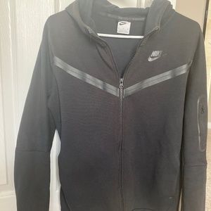 Kids XL Nike Tech